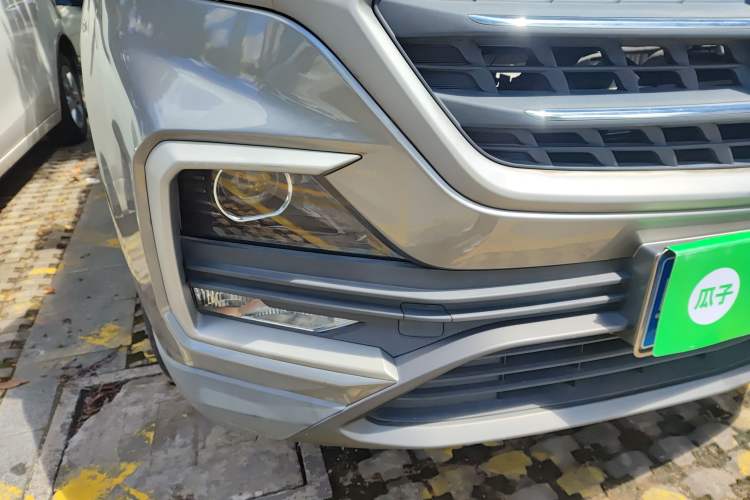 Used Baojun 530 2018 1.5T Manual Comfort Version China V Right Front Headlight