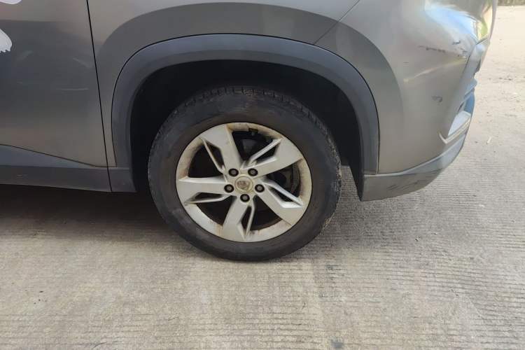 Used Baojun 530 2018 1.5T Manual Comfort Version China V Right Front Wheel Hub