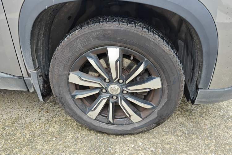 Used Baojun 530 2018 1.5T DCT Flagship Version China V Emission Standard Right Front Wheel Hub