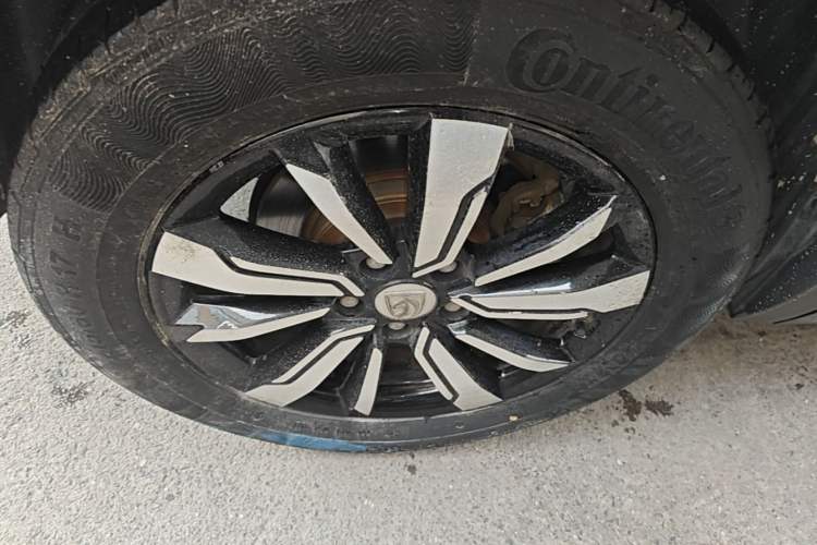 Used Baojun 530 2018 1.5T DCT Flagship Version China V Emission Standard Right Rear Wheel Hub