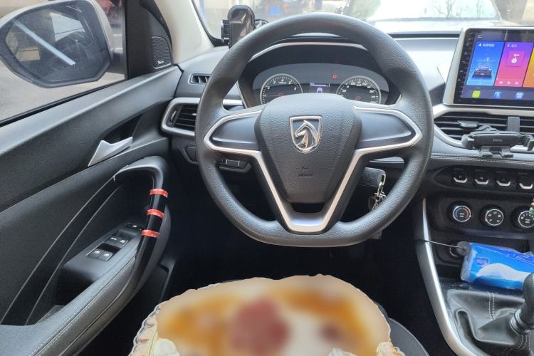 Used Baojun 530 2018 1.5T Manual Comfort Version China V Steering Wheel