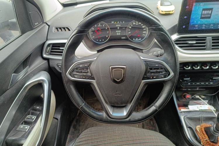 Used Baojun 530 2018 1.5T Manual Prestige Version China V Steering Wheel