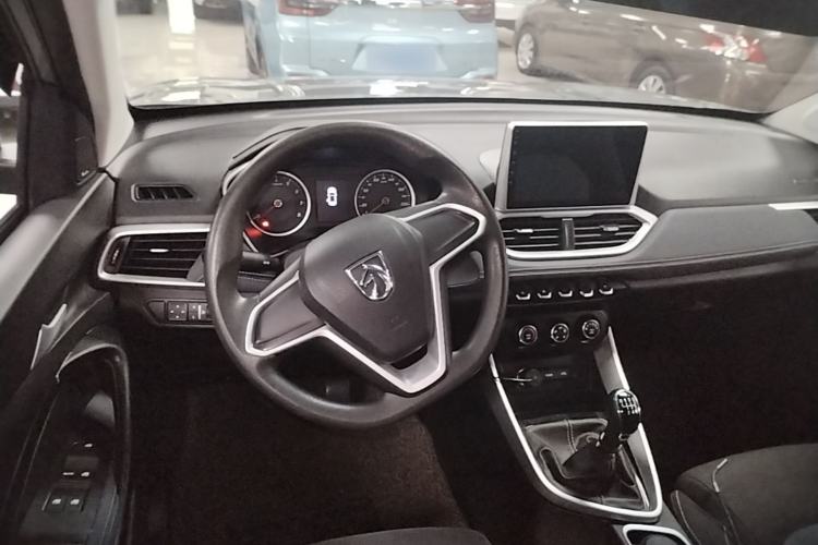 Used Baojun 530 2018 1.5T Manual Comfort Version China V Steering Wheel