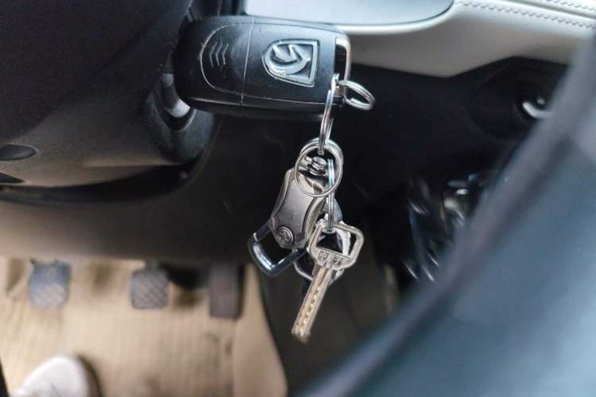 Used Baojun 530 2018 1.5T Manual Luxury Version National V Vehicle Key