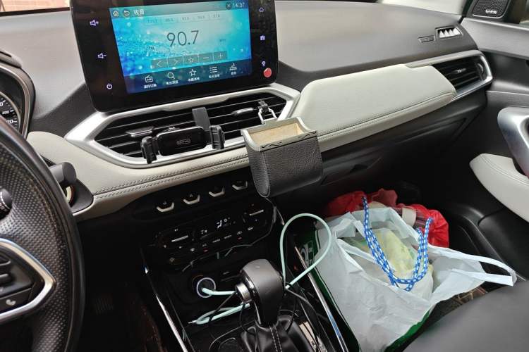 Used Baojun 530 2018 1.5T DCT Flagship Version China V Emission Standard Audio And AC Panel