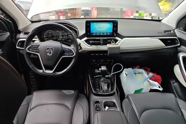 Used Baojun 530 2018 1.5T DCT Flagship Version China V Emission Standard Center Console