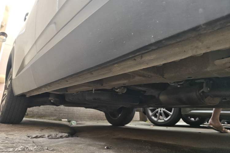 Used Baojun 530 2018 1.5T DCT Flagship Version China V Emission Standard Chassis Front Right