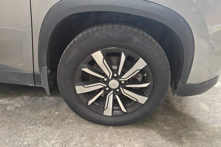 Used Baojun 530 2018 1.5T DCT Flagship Version China V Emission Standard Right Front Wheel Hub