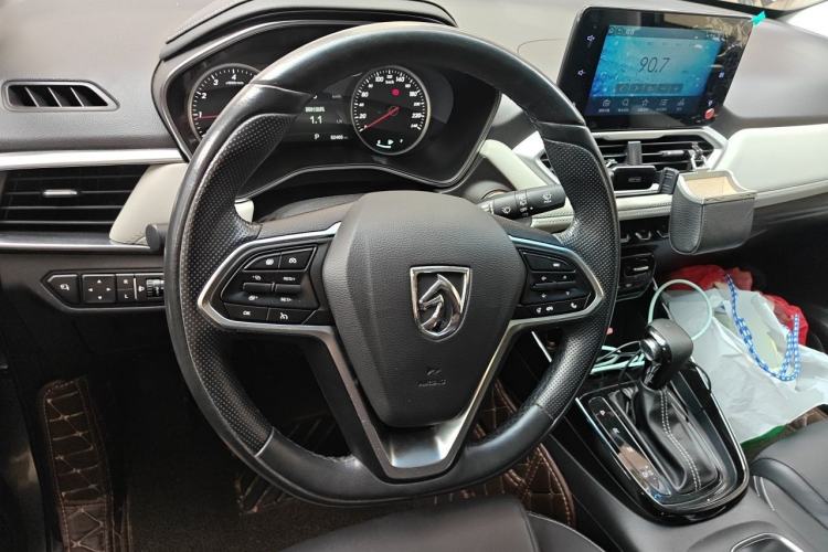 Used Baojun 530 2018 1.5T DCT Flagship Version China V Emission Standard Steering Wheel