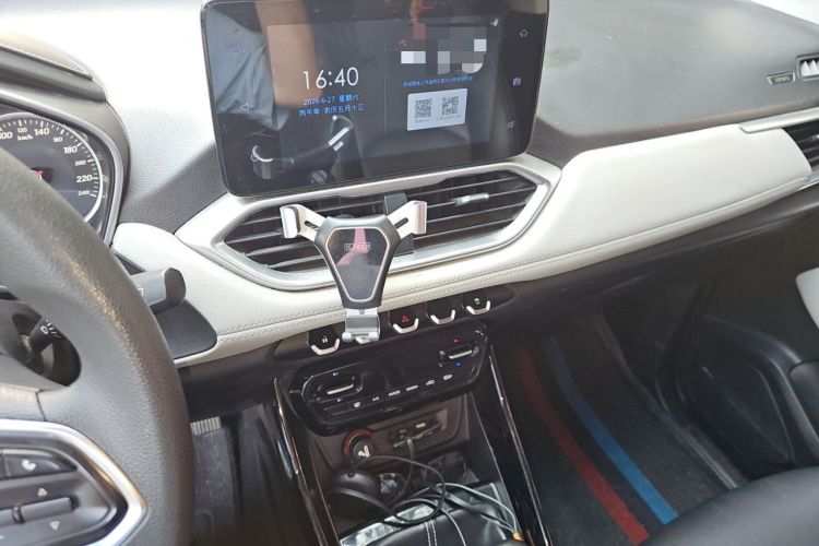 Used Baojun 530 2018 1.5T Manual Luxury Version National V Audio And AC Panel