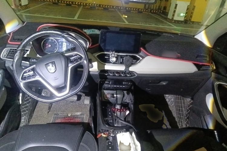 Used Baojun 530 2018 1.5T DCT Flagship Version China V Emission Standard Center Console
