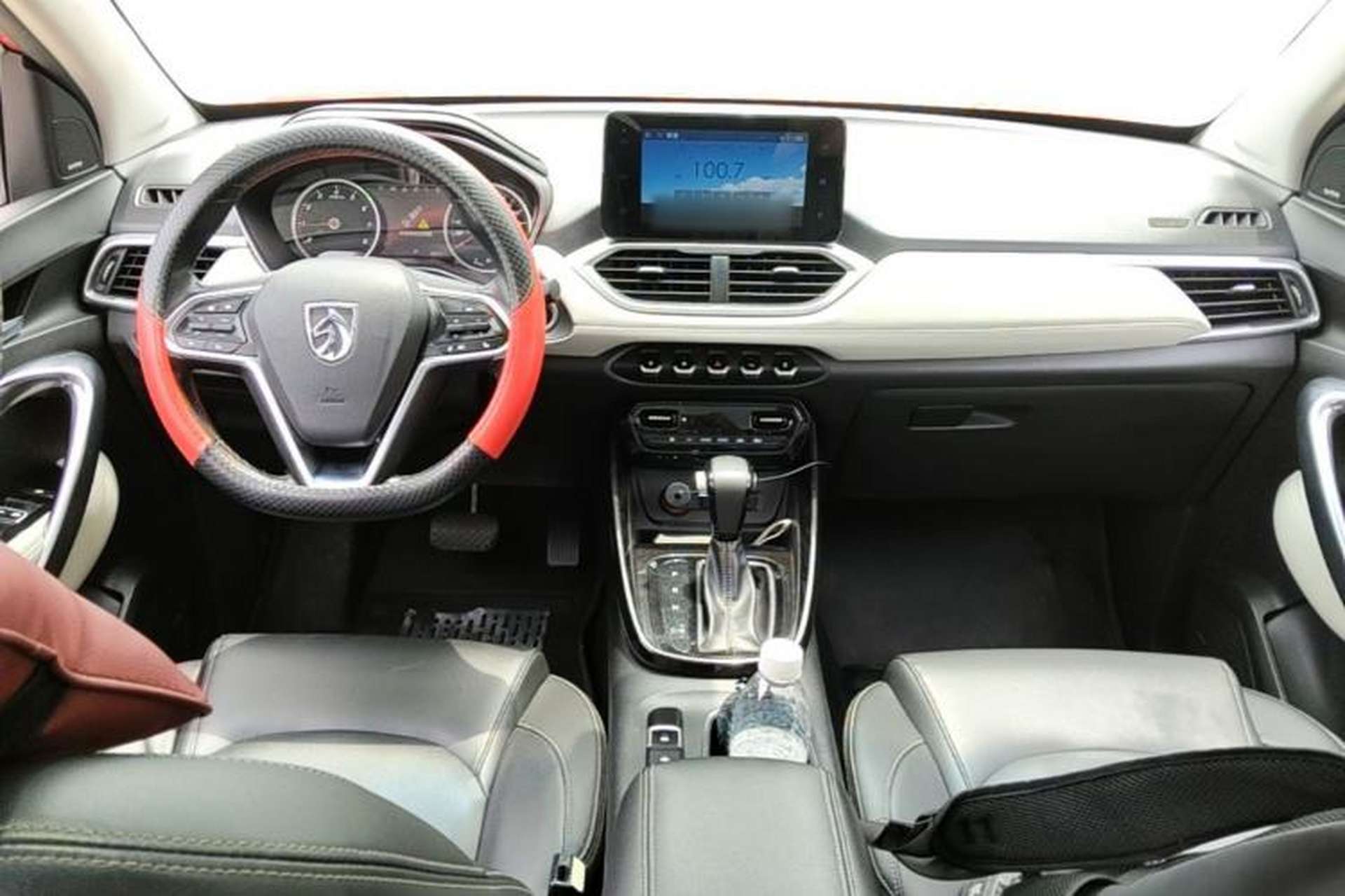Used Baojun 530 2018 1.5T DCT Flagship Version China V Emission Standard Center Console