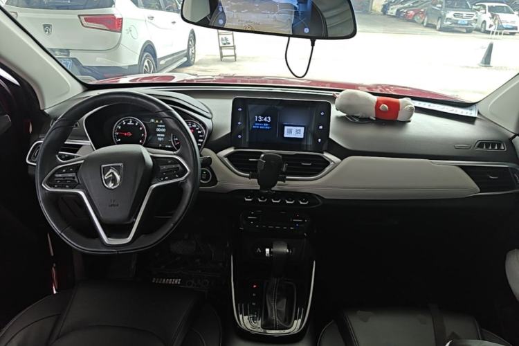 Used Baojun 530 2018 1.5T DCT Flagship Version China V Emission Standard Center Console