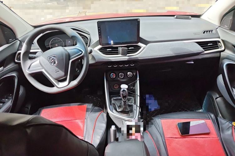 Used Baojun 530 2018 1.5T Manual Comfort Version China V Center Console
