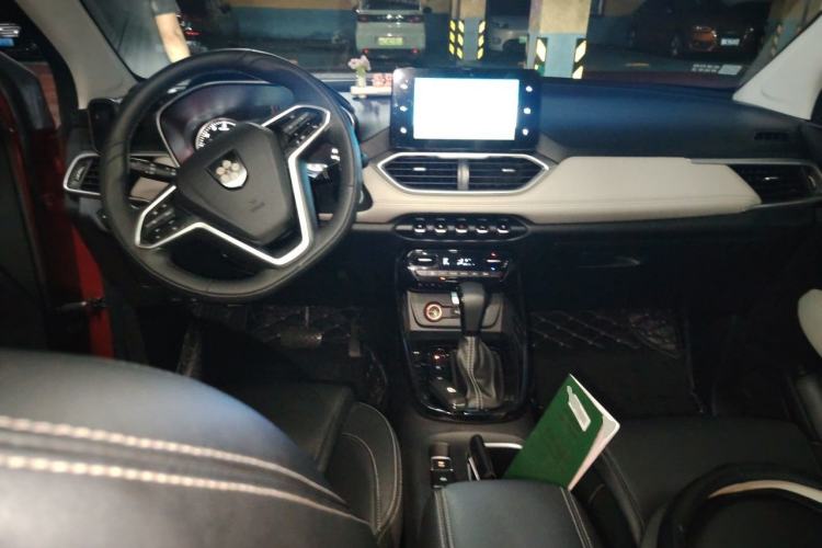 Used Baojun 530 2018 1.5T DCT Flagship Version China V Emission Standard Center Console
