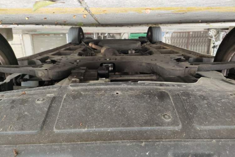 Used Baojun 530 2018 1.8L Automatic Elite Version China V Emission Standard Chassis Front