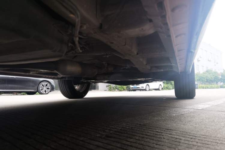 Used Baojun 530 2018 1.8L Automatic Elite Version China V Emission Standard Chassis Rear Right