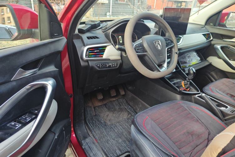 Used Baojun 530 2018 1.5T Manual Prestige Version China V Driver Seat