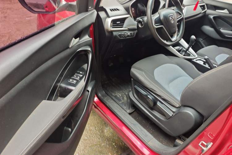 Used Baojun 530 2018 1.5T Manual Comfort Version China V Driver Seat