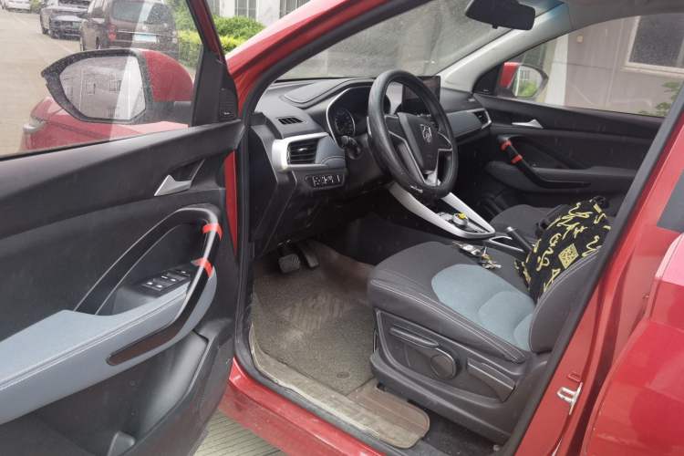 Used Baojun 530 2018 1.8L Automatic Elite Version China V Emission Standard Driver Seat