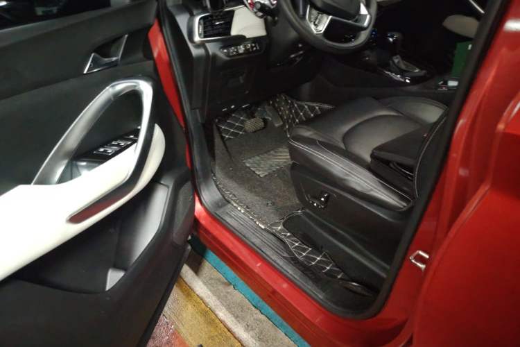 Used Baojun 530 2018 1.5T DCT Flagship Version China V Emission Standard Driver Seat