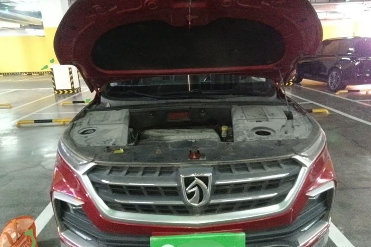 Used Baojun 530 2018 1.5T DCT Flagship Version China V Emission Standard Engine Bay