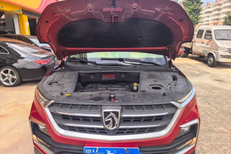 Used Baojun 530 2018 1.5T DCT Flagship Version China V Emission Standard Engine Bay