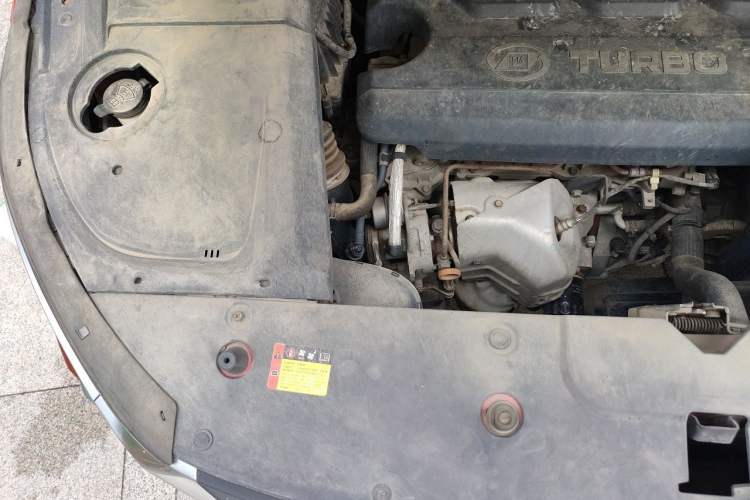 Used Baojun 530 2018 1.5T Manual Prestige Version China V Engine Bay Right