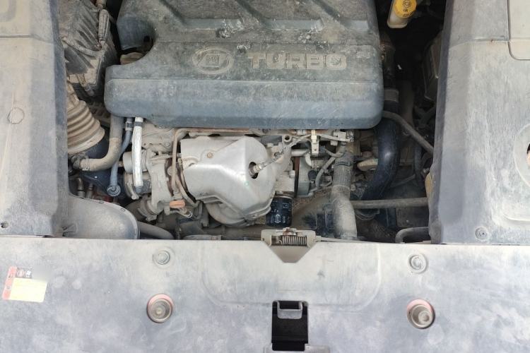Used Baojun 530 2018 1.5T Manual Prestige Version China V Engine Bay
