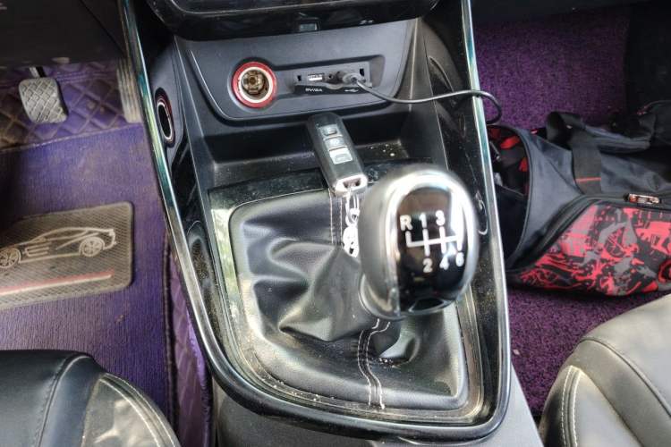 Used Baojun 530 2018 1.5T Manual Prestige Version China V Gear Lever