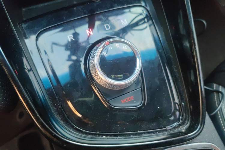 Used Baojun 530 2018 1.8L Automatic Luxury Version China V Gear Lever