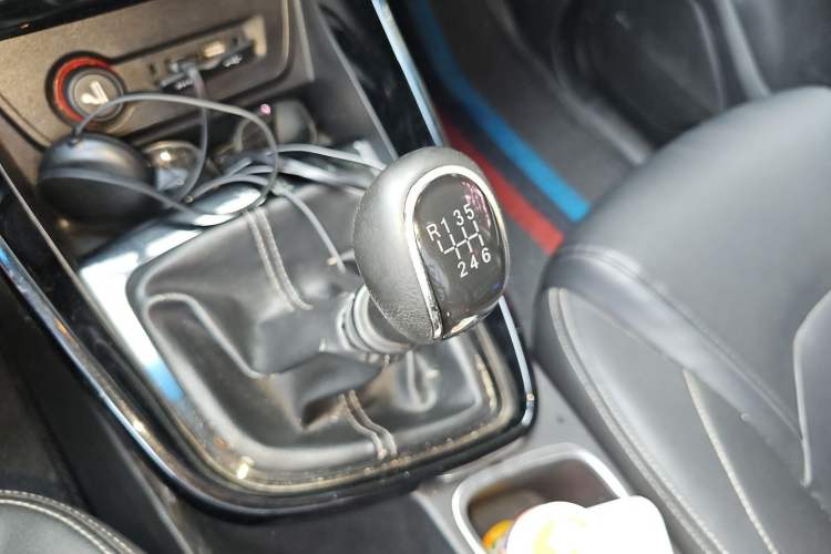 Used Baojun 530 2018 1.5T Manual Luxury Version National V Gear Lever