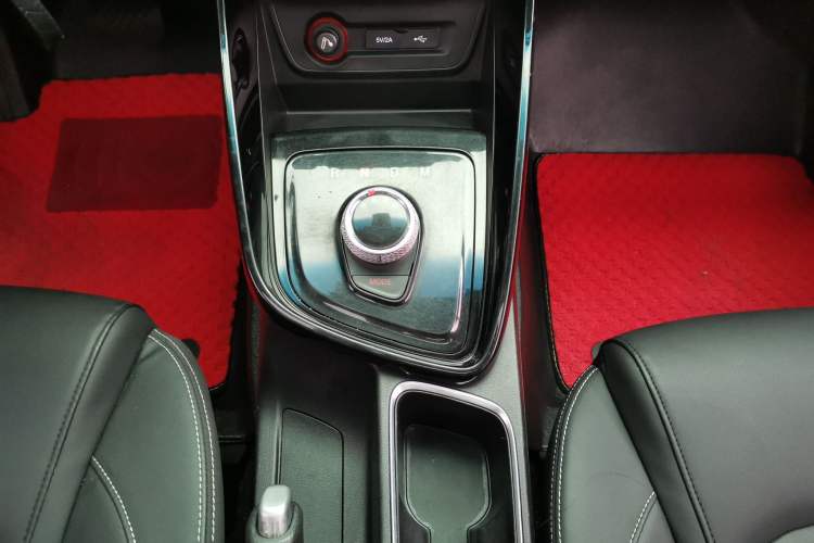 Used Baojun 530 2018 1.8L Automatic Luxury Version China V Gear Lever