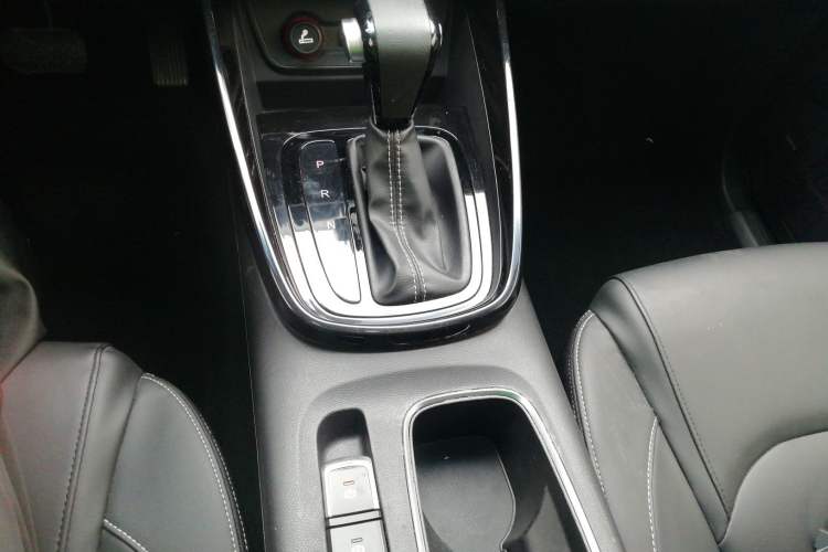 Used Baojun 530 2018 1.5T DCT Flagship Version China V Emission Standard Gear Lever