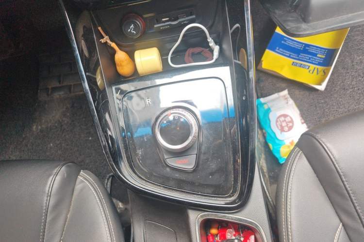 Used Baojun 530 2018 1.8L Automatic Luxury Version China V Gear Lever