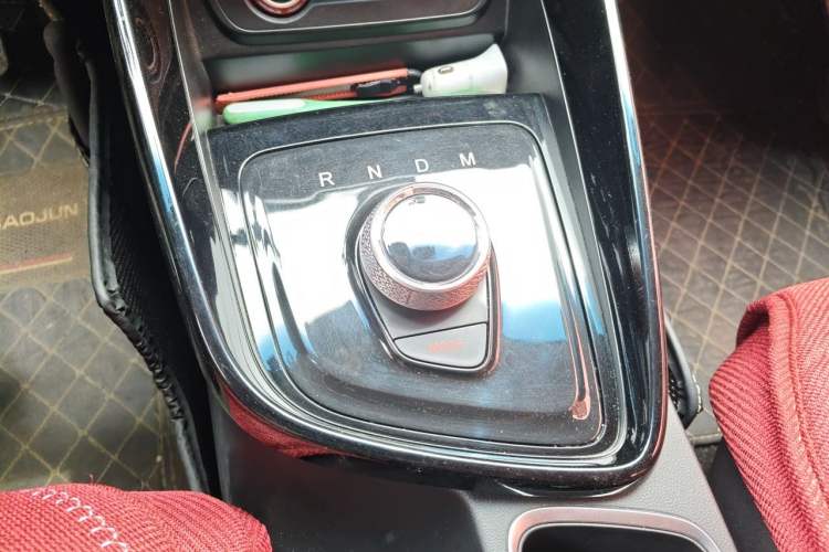 Used Baojun 530 2018 1.8L Automatic Luxury Version China V Gear Lever