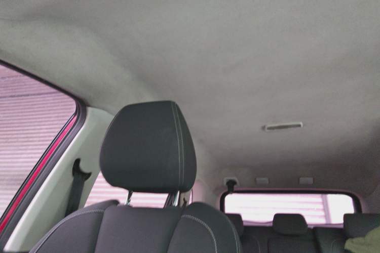 Used Baojun 530 2018 1.5T Manual Comfort Version China V Headliner