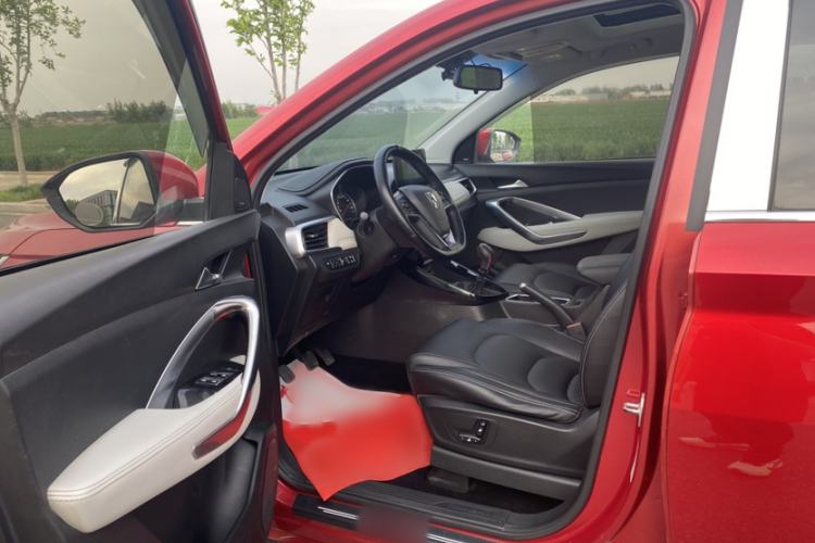 Used Baojun 530 2018 1.5T Manual Prestige Version China V Interior 2