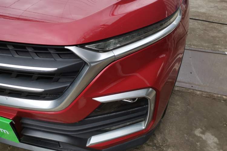 Used Baojun 530 2018 1.8L Automatic Luxury Version China V Left Front Headlight