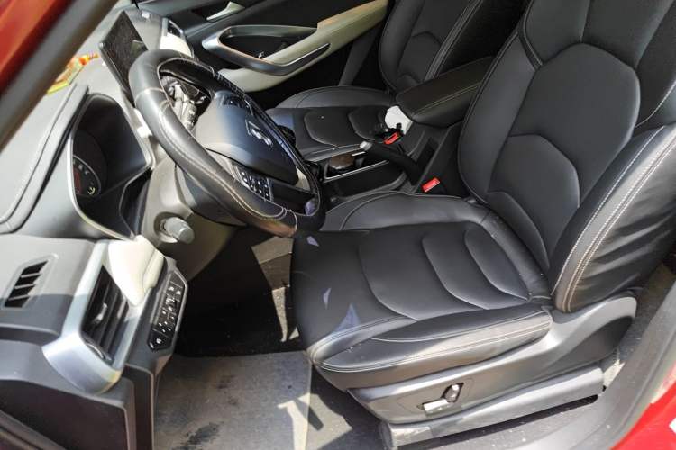 Used Baojun 530 2018 1.5T Manual Prestige Version China V Left Front Seat