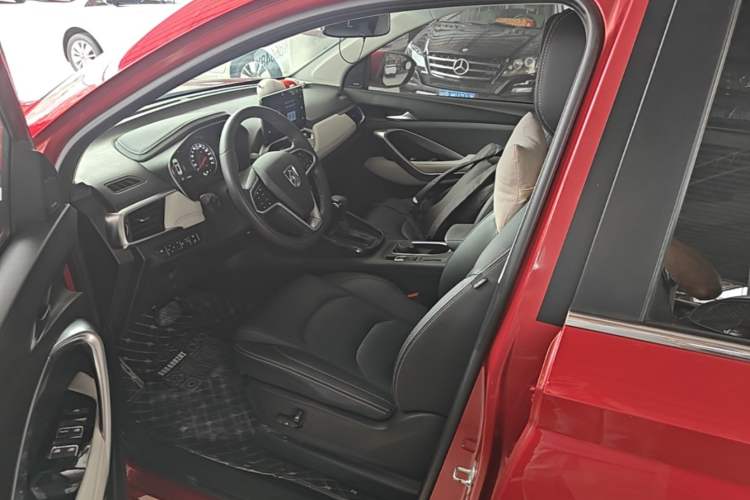 Used Baojun 530 2018 1.5T DCT Flagship Version China V Emission Standard Left Front Seat