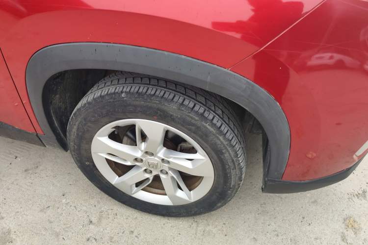 Used Baojun 530 2018 1.8L Automatic Luxury Version China V Left Front Wheel Hub