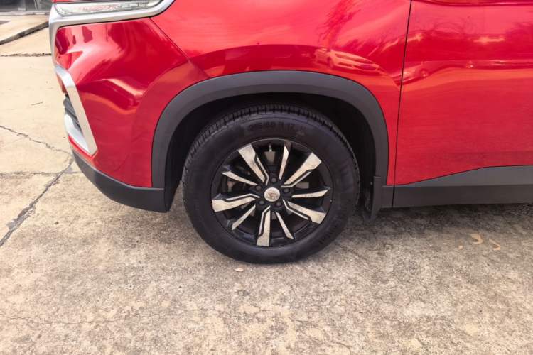 Used Baojun 530 2018 1.5T DCT Flagship Version China V Emission Standard Left Front Wheel Hub