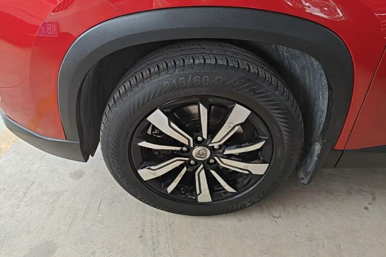 Used Baojun 530 2018 1.5T DCT Flagship Version China V Emission Standard Left Front Wheel Hub