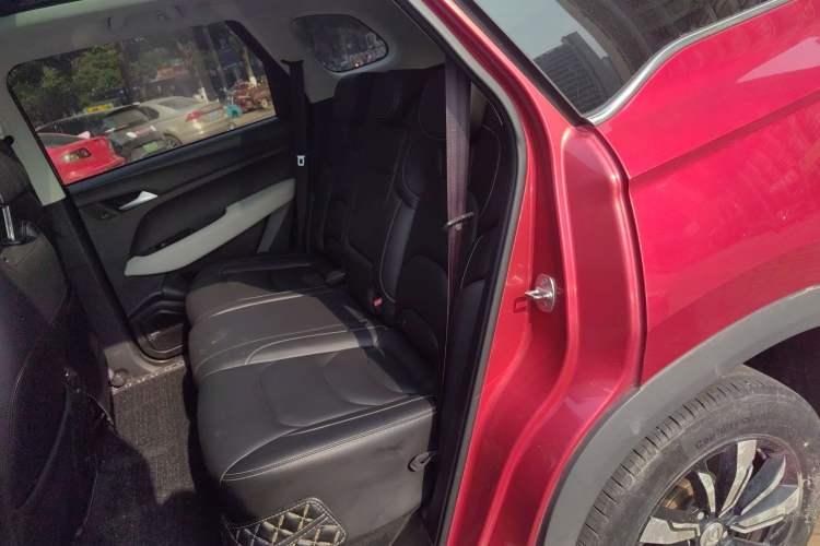 Used Baojun 530 2018 1.5T DCT Flagship Version China V Emission Standard Left Rear Seat