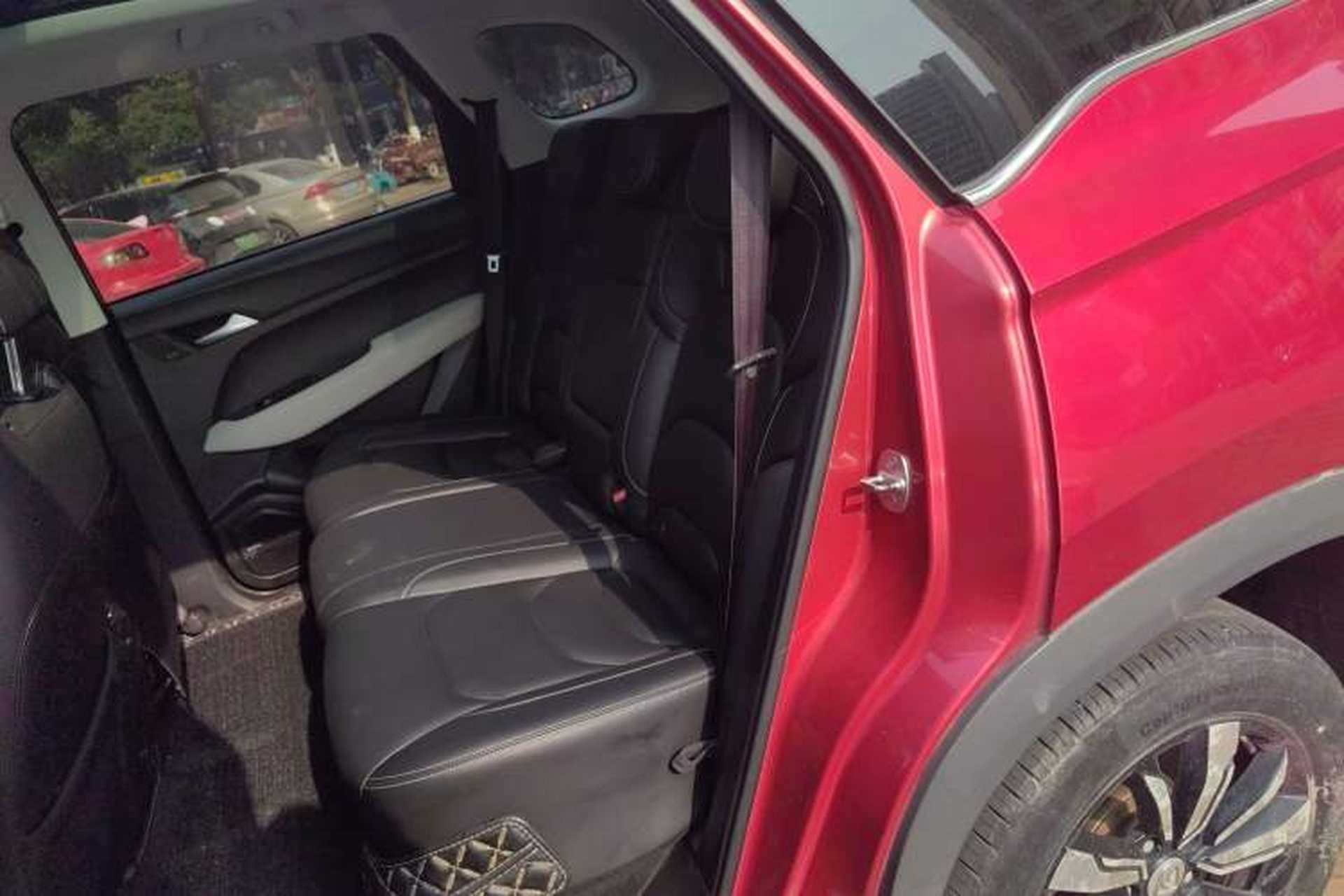 Used Baojun 530 2018 1.5T DCT Flagship Version China V Emission Standard Left Rear Seat