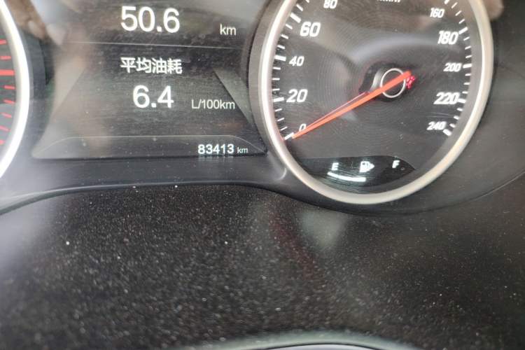 Used Baojun 530 2018 1.5T Manual Prestige Version China V Odometer Close Up