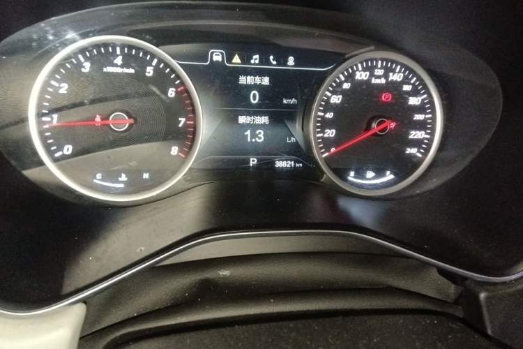 Used Baojun 530 2018 1.5T DCT Flagship Version China V Emission Standard Odometer Close Up