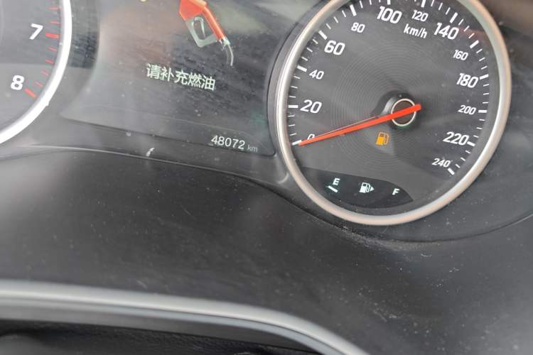 Used Baojun 530 2018 1.5T Manual Prestige Version China V Odometer Close Up