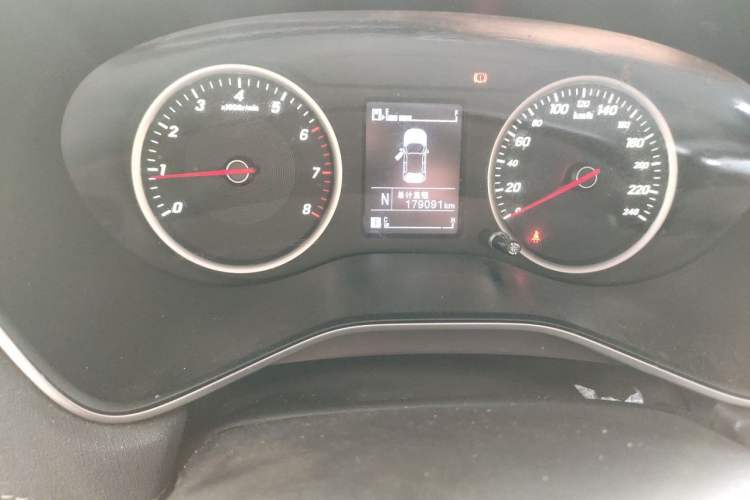 Used Baojun 530 2018 1.8L Automatic Elite Version China V Emission Standard Odometer Close Up